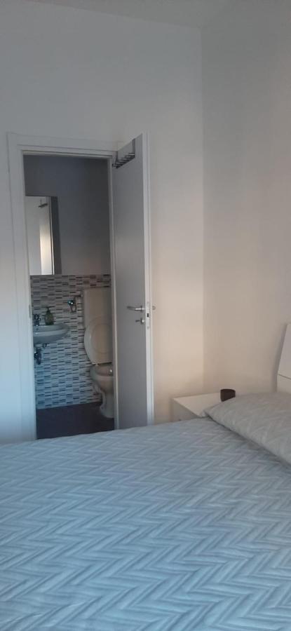Corneliaguesthouse Rome Luaran gambar